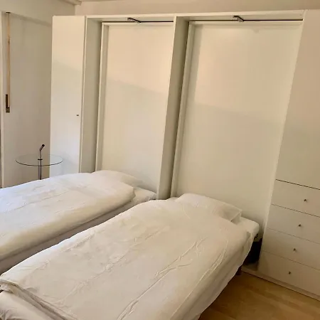 公寓 Joli Studio A Crans, Emplacement Ideal Avec Balcon 朗斯